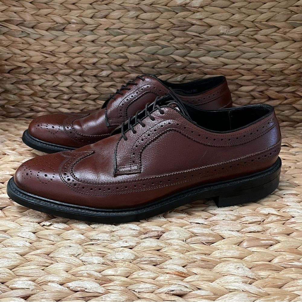 Executive Imperials Brown Leather‎ Wingtip Shoes